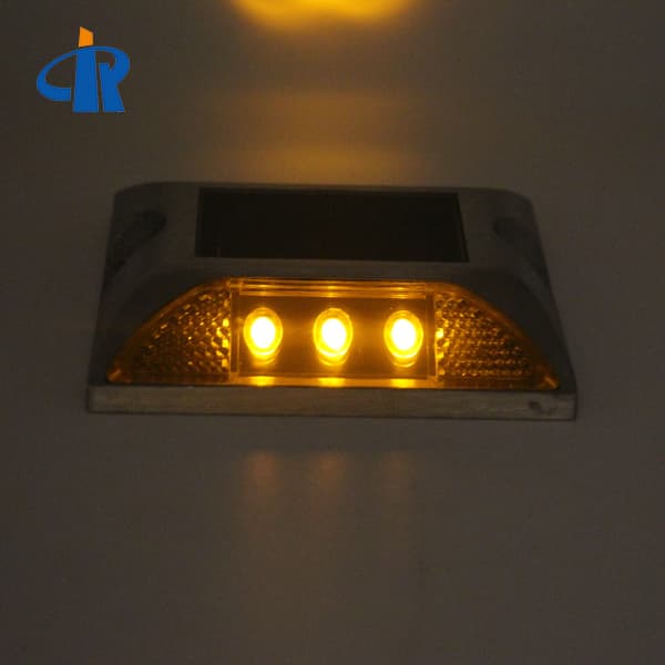 <h3>Synchronous flashing road stud marker price- RUICHEN Road </h3>
